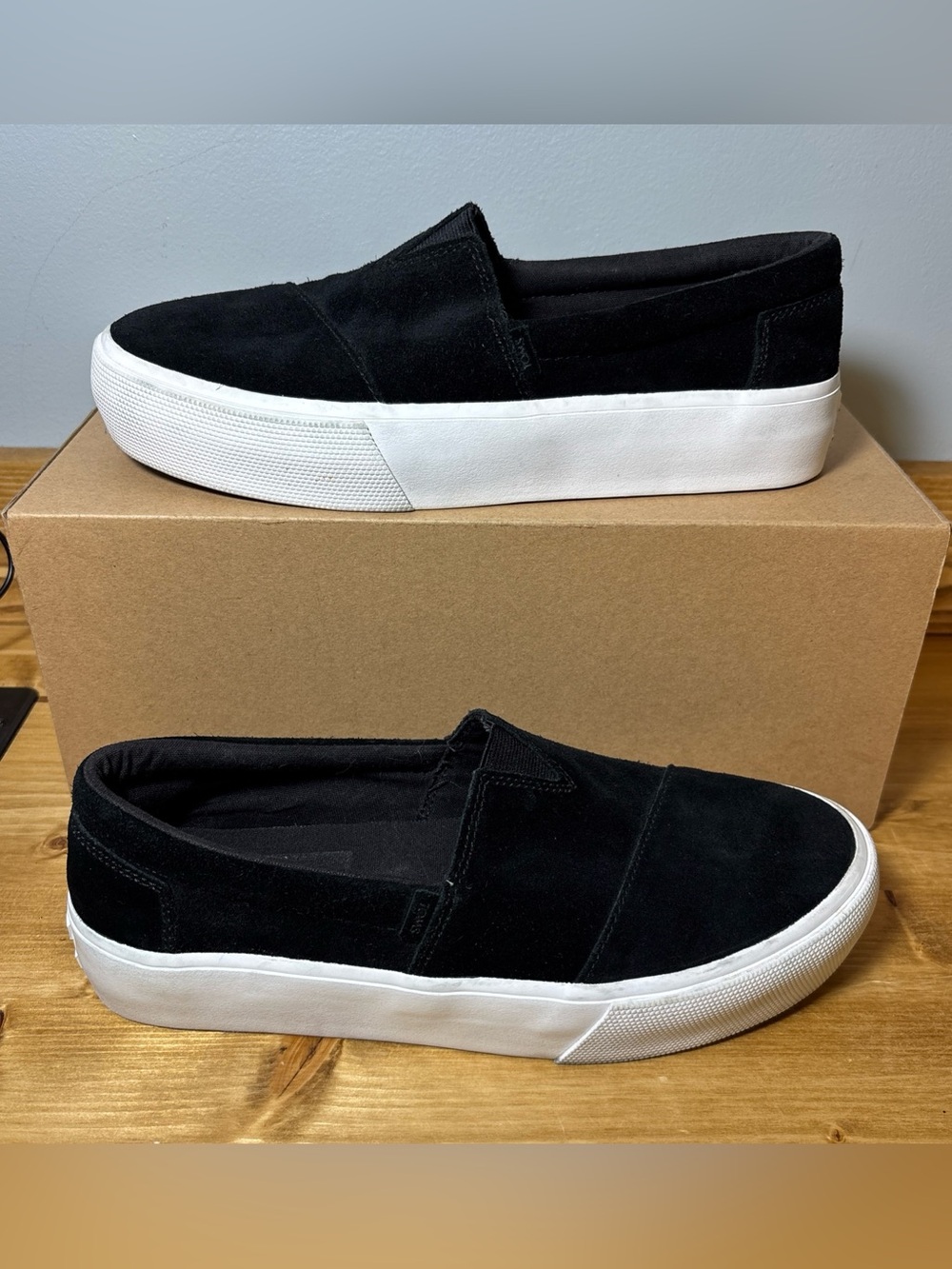 TOMS Women's ALPARGATA FENIX Slip-On Shoes - Black  - Size 7.5